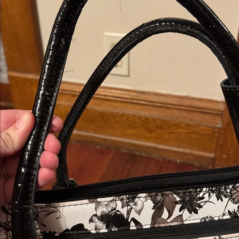 Cabrelli & Co. Roller Bag Briefcase in the Two-Tone Floral pattern - Picture 10 of 10